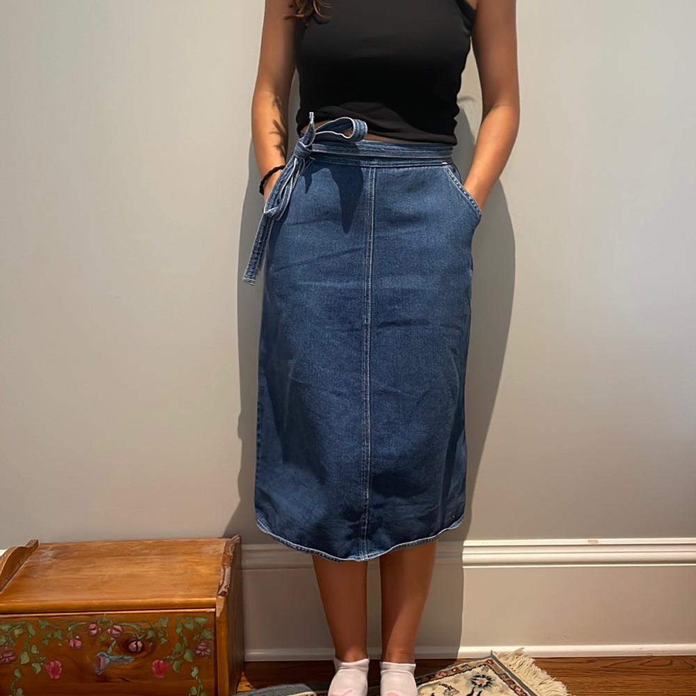 Midi denim skirt